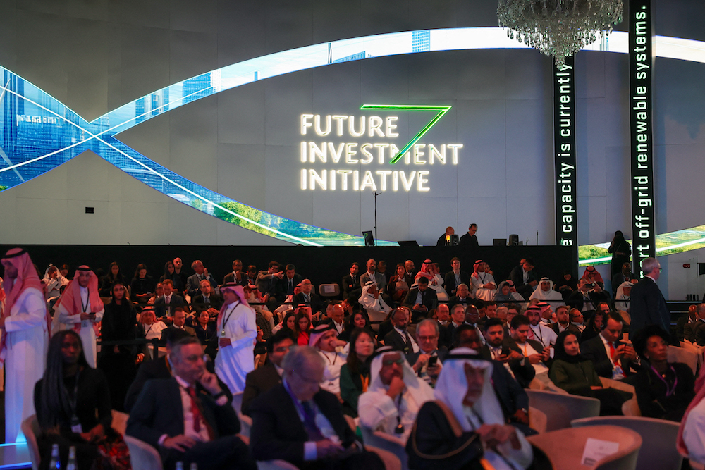 Des participants assistent à la conférence annuelle de la Future Investment Initiative à Riyad, le 29 octobre 2024. AFP