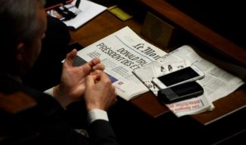 Le journal "Le Monde" passe à trois euros en kiosques