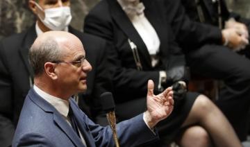 Au complet, le gouvernement "a une vraie stratégie pour la jeunesse", selon Blanquer
