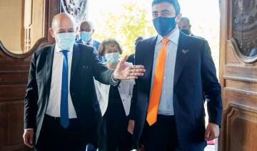 Abdallah ben Zayed à Paris pour des entretiens avec Le Drian 
