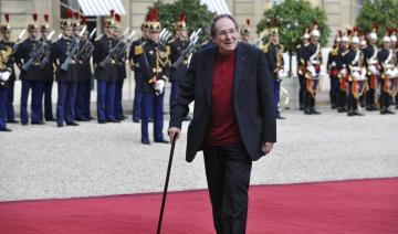 Mort du comédien et metteur en scène Robert Hossein