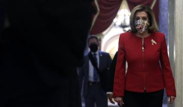 Pelosi discute avec l'armée des moyens d'empêcher Trump d'utiliser les codes nucléaires