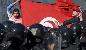 La démocratie tunisienne à l'épreuve d'un bras de fer président-Parlement