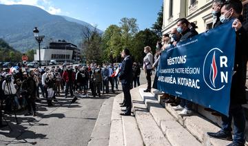 Le vote RN s'ancre chez les moins diplômés, les moins riches et les actifs