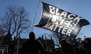 Biden reçoit les proches de George Floyd, mais la grande loi attendra