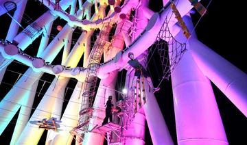 Chine: l'escalade d'une tour de télé pour combler le manque d'adrénaline