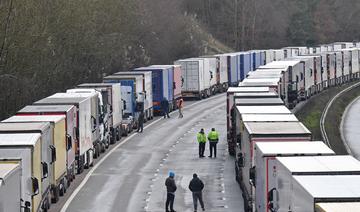 Les chaînes d'approvisionnement mondiales commencent à céder face à la pandémie 