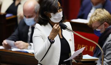 «Hijabeuses»: les femmes «ont le droit» de porter le voile au foot, selon Moreno