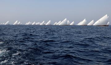 Loin des gratte-ciel de Dubaï, les amoureux de la mer mettent les voiles