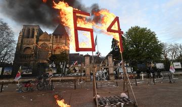 Retraites: une réforme adoptée au forceps malgré une mobilisation massive