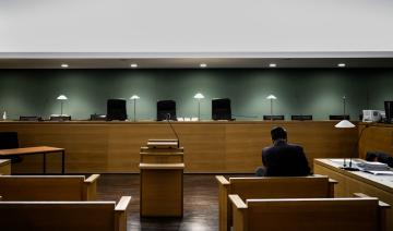 Six personnes, dont deux journalistes et un avocat, jugées à Paris pour financement du jihadisme