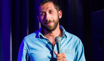 John Achkar: un humour minimaliste en toute transparence qui séduit les Libanais