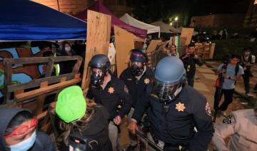 Mobilisation en soutien à Gaza: affrontements et intervention de la police sur le campus de la UCLA à Los Angeles