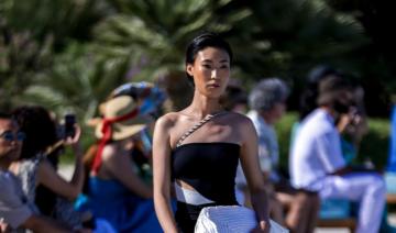 Deuxième jour de la RSFW: défilé historique de maillots de bain et dentelle élégante
