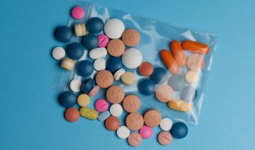 Alerte en France sur de nouveaux opioïdes de synthèse "particulièrement dangereux", les nitazènes