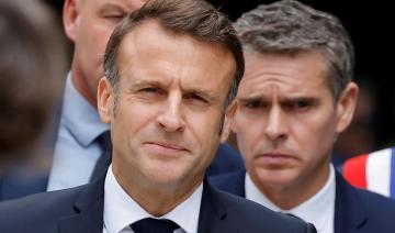 Droite et gauche font monter la pression sur Macron pour un Premier ministre