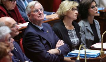 Le nouveau gouvernement français mardi face à une improbable censure