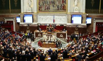 Motion de censure: une procédure fréquente, deux succès depuis 1958