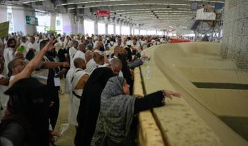 Les pèlerins lapident Satan près de La Mecque, au premier jour de l'Aïd