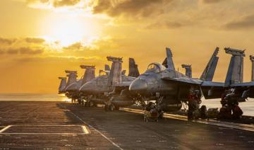 Les Etats-Unis frappent l'Iran qui réplique en visant une base américaine