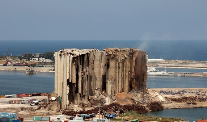 Dimanche, deux premières tours des silos s'étaient effondrées à la suite d’un incendie qui s'est déclaré dans la partie la plus endommagée des silos. (Photo, AFP)