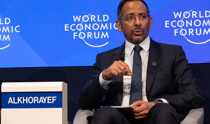 Le ministre saoudien de l'Industrie et des Ressources minérales, Bandar Alkhorayef, lors du panel intitulé, «The Return of Manufacturing» («Le retour du secteur industriel») au Forum économique mondial 2023. (Photo, WEF)  